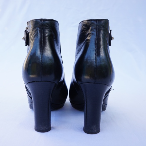 Dries Van Noten Leather Black Bootie - Picture 5 of 8